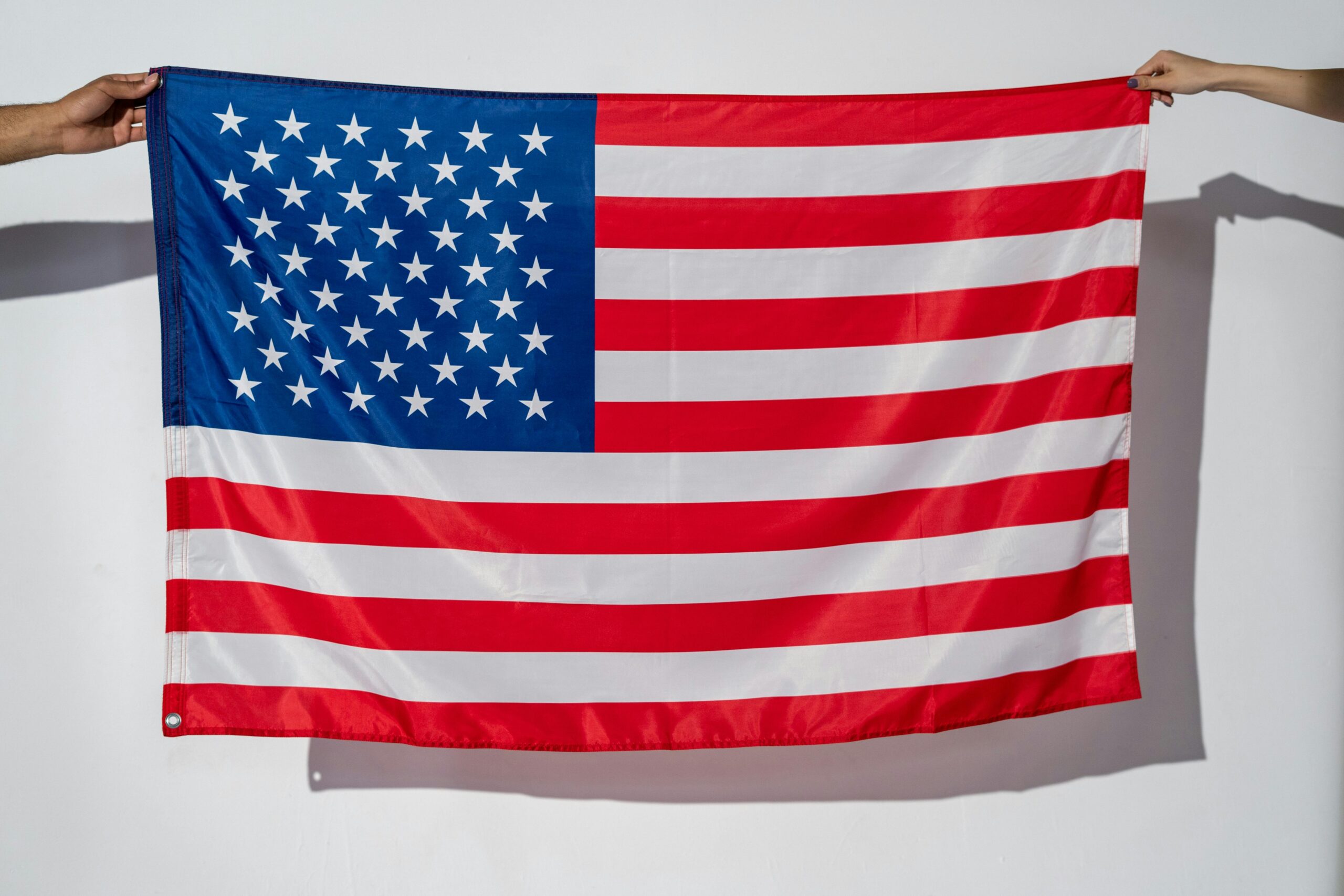 home- page-empire-visa-consultant-usa-flag-image.jpg